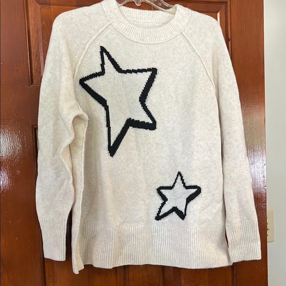 Aerie Cream and Black Crew Neck Sweater with Star Motif